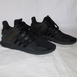 ADIDAS black tennis shoes with pink accents— size 6.5 women’s